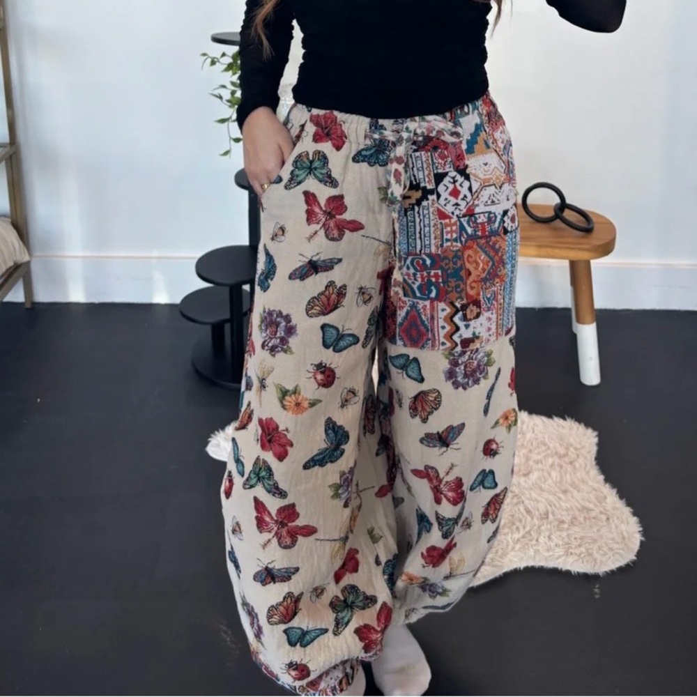 POL Mix N Match Butterfly Jacquard Print Joggers in Natural - Picture 13 of 16